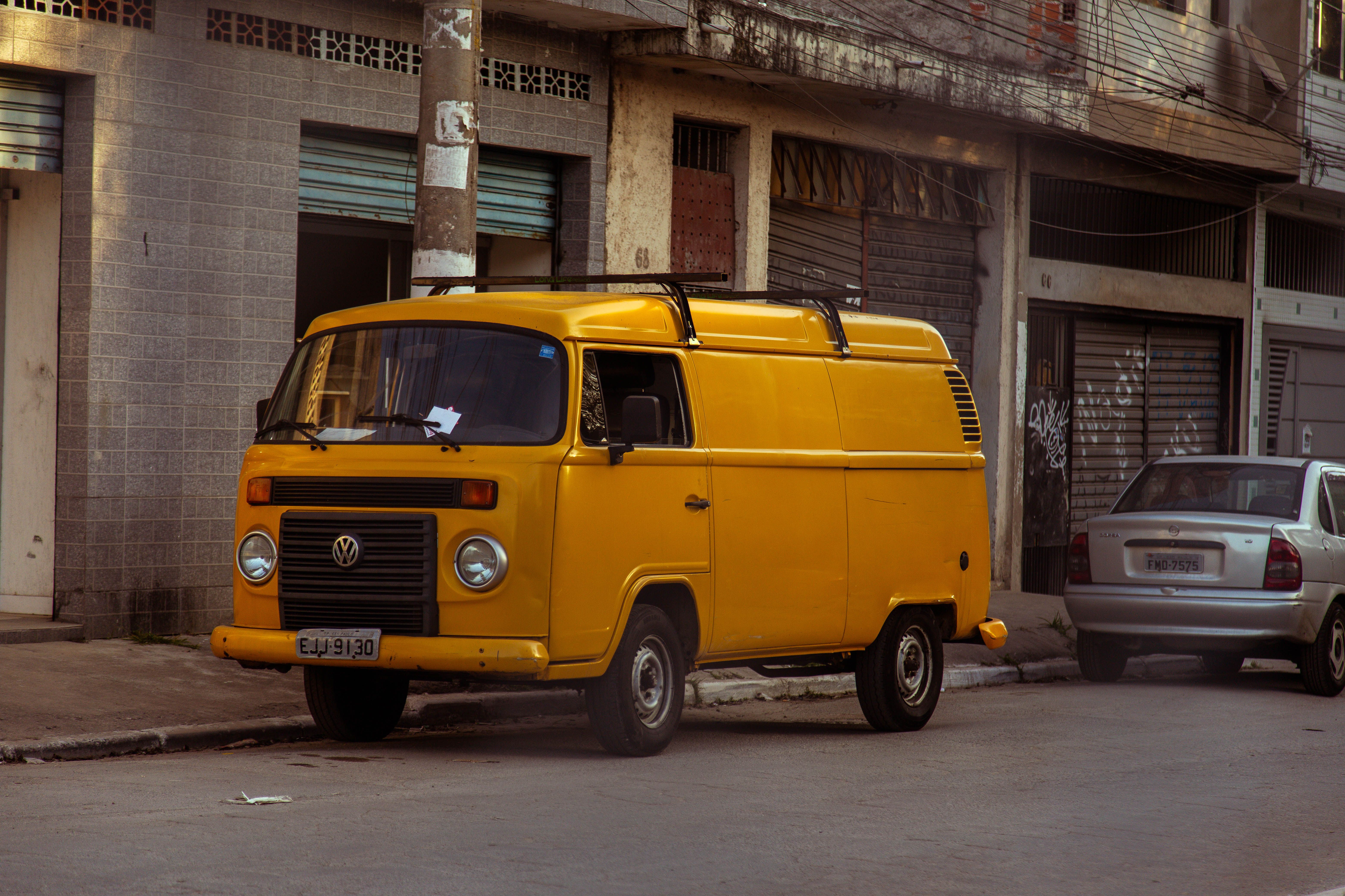 Fretes Expressos e Cargas Leves